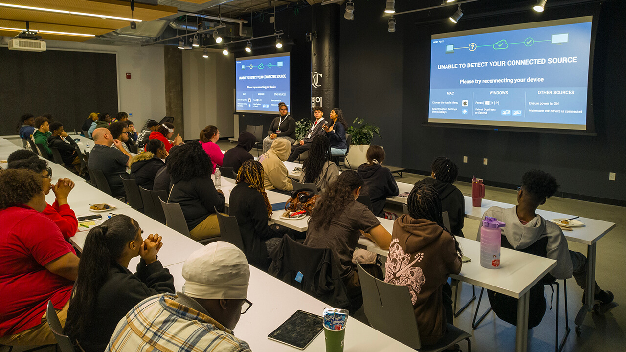 img-rnd-3 drop-shadow